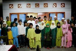 Pererat Silahturahmi, Wako Gelar Buka Puasa Bersama Muspida dan Ratusan Anak Yatim di Kediaman ft : Irwansyah