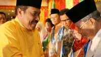 11 Tokoh dan 8 Badan Usaha Menerima Anugerah Batam Madani