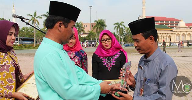 Kelurahan Lubukbaja Kota Terbaik dalam Penyaluran Raskin