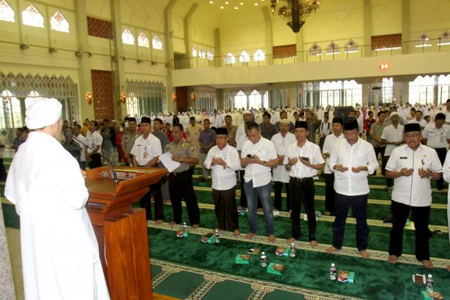 Zikir Tahun Baru Islam, Kumpulkan Infaq Beli Sajadah