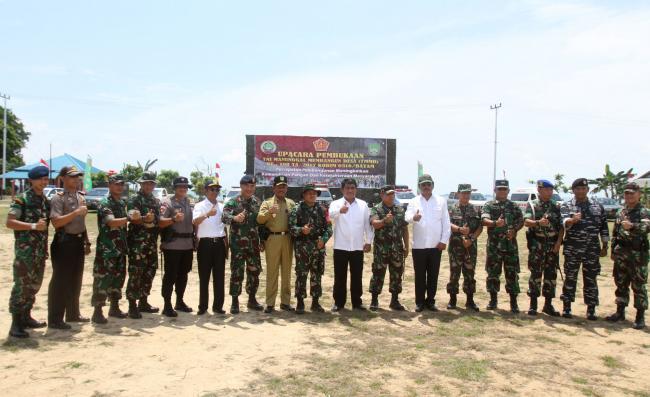 Prajurit TNI Bantu Rehabilitasi 100 RTLH Batam